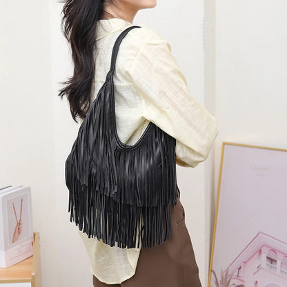 Alessia Midnight Fringe