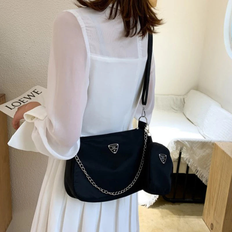 Verona Triangle Chic
