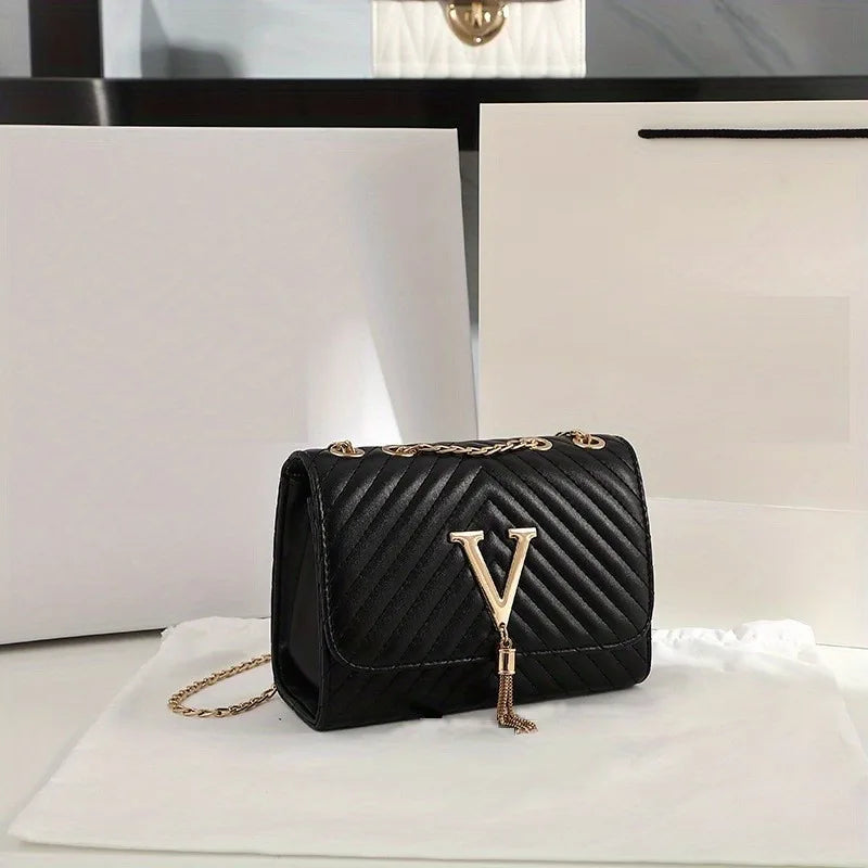 Arabella Pearl Chain