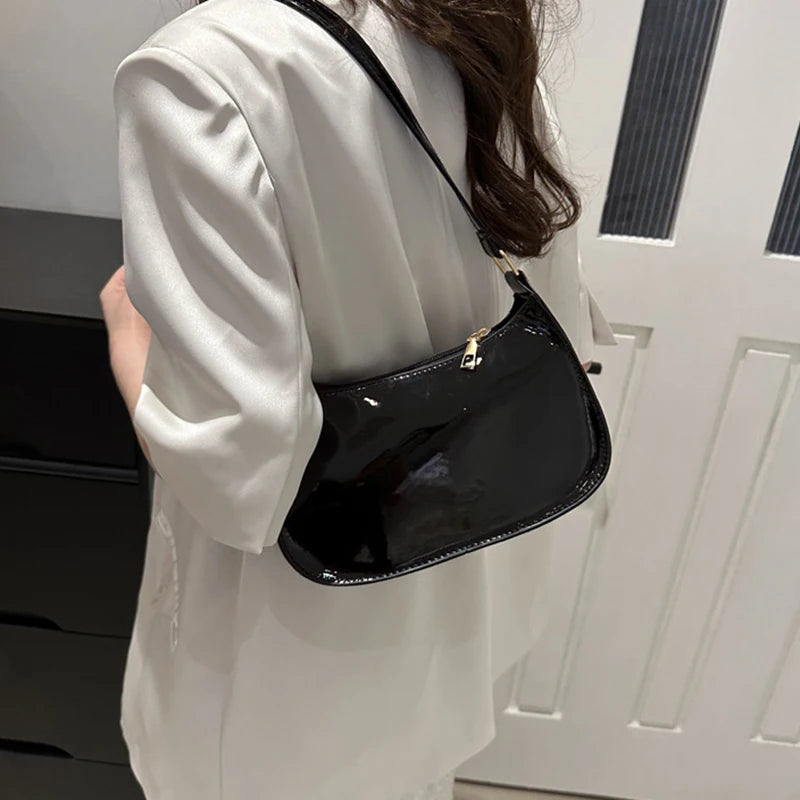 Isabella Noir Patent